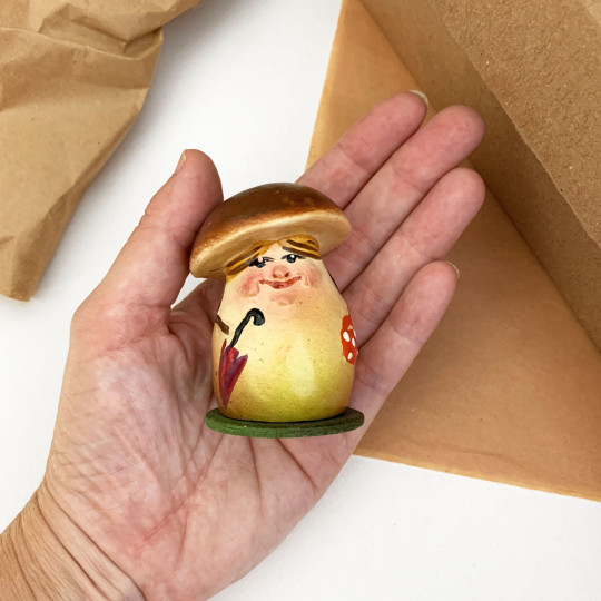 Mini Brown Mushroom Lady Papier Mache Candy Container ~ Germany ~ 2-3/4" tall