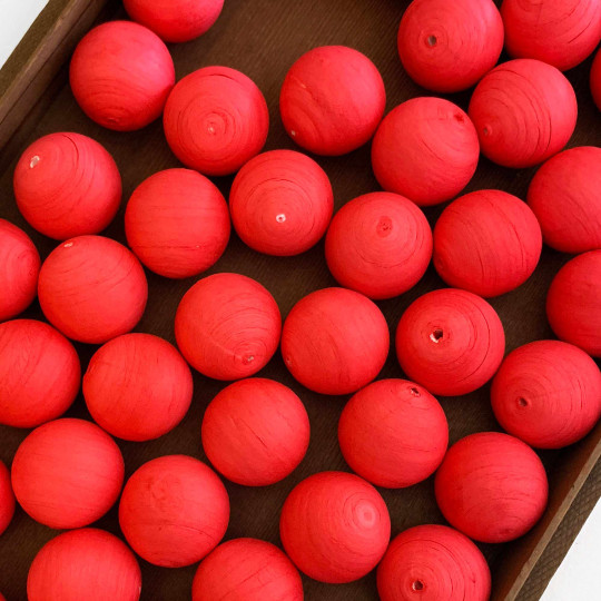 Red Tinted Spun Cotton Balls for Vintage Crafts ~ 4 pcs ~ 1-1/4" ~ 31mm