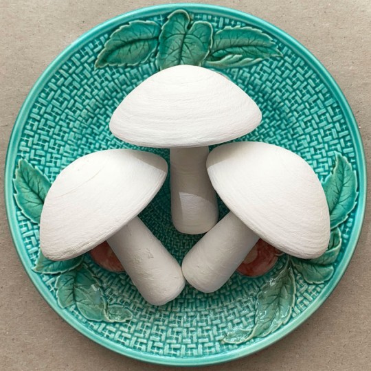 1 Extra Large Spun Cotton Classic Mushroom 3-1/4" ~ Czech Republic