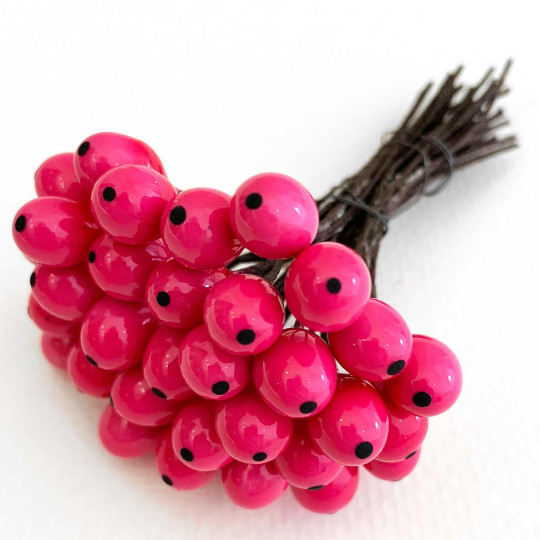 36 Lacquered Hot Pink Berries with Black Dots~ 3/8"