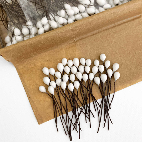 36 Lacquered White Berries with Black Dots~ 3/8"