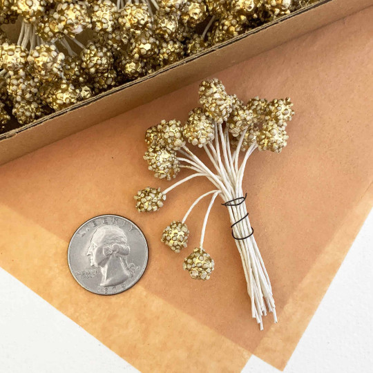Metallic Textured Gold Berry Stamen ~ Germany