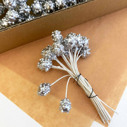 Metallic Textured Silver Berry Stamen ~ Germany