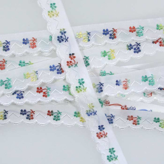 Scalloped Multi-Color Floral Woven Trim ~ Czech Republic ~ 5/8" wide