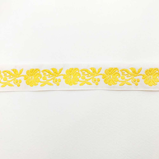 Yellow and White Floral Folk Costume Trim ~ Czech Republic ~ 7/8" wide (22mm)