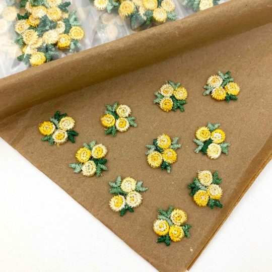 Venise Lace Rosebud Apliques ~ Set of 10 ~ MIXED YELLOW