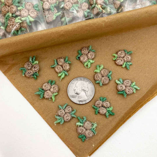 Venise Lace Rosebud Apliques ~ Set of 10 ~ COCOA BROWN