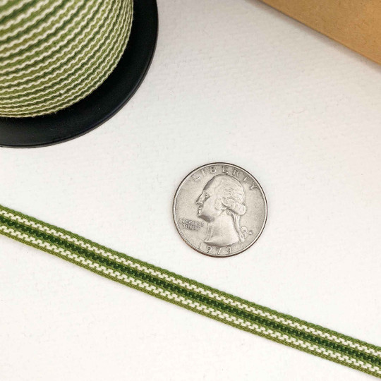 Green Geometric Stripe Folkloric Costume Trim ~ Sweden ~ 7 mm wide