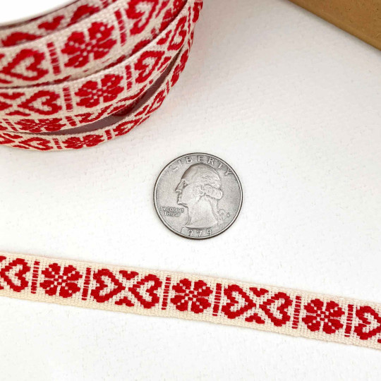 Red Hearts on Ivory Ribbon Trim ~ Sweden ~ 11 mm wide