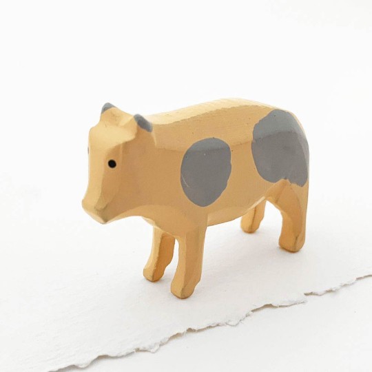 Handpainted Wooden Pig ~ 1-3/8" ~ Made in Erzgebirge Germany 