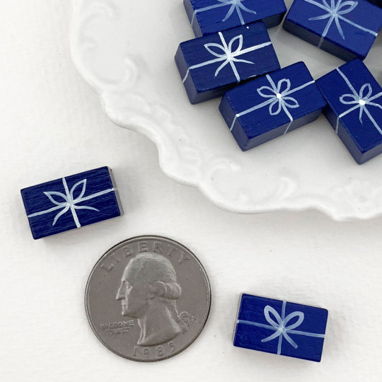 Miniature Wooden Gift in Blue ~ Made in Erzgebirge Germany ~ Repair Supply