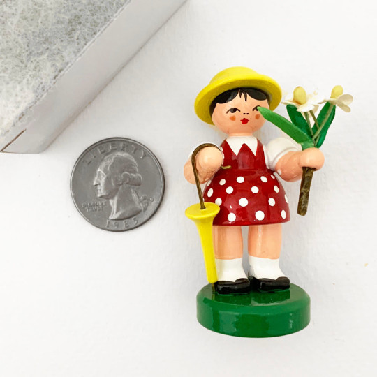 Wooden Flower Girl with Umbrella ~ Blumenkind Made in Erzgebirge Germany 